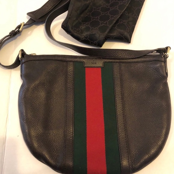 Gucci Purse - Picture 4 of 5